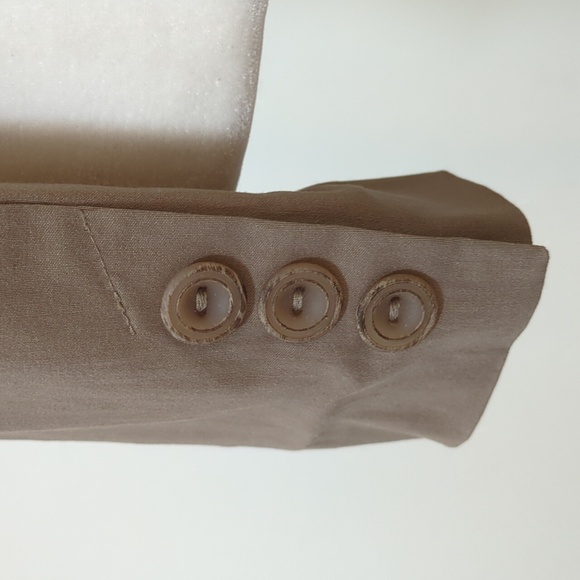 Ixos Taupe Stretchy Fitted Blazer - Picture 11 of 16